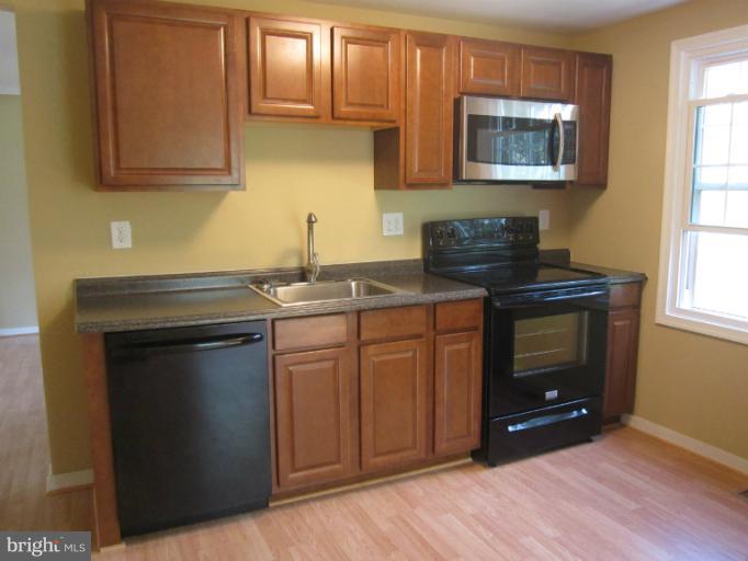 9834 Branchleigh Road Randallstown, MD 21133 - Photo 24 of 29 Kitchen