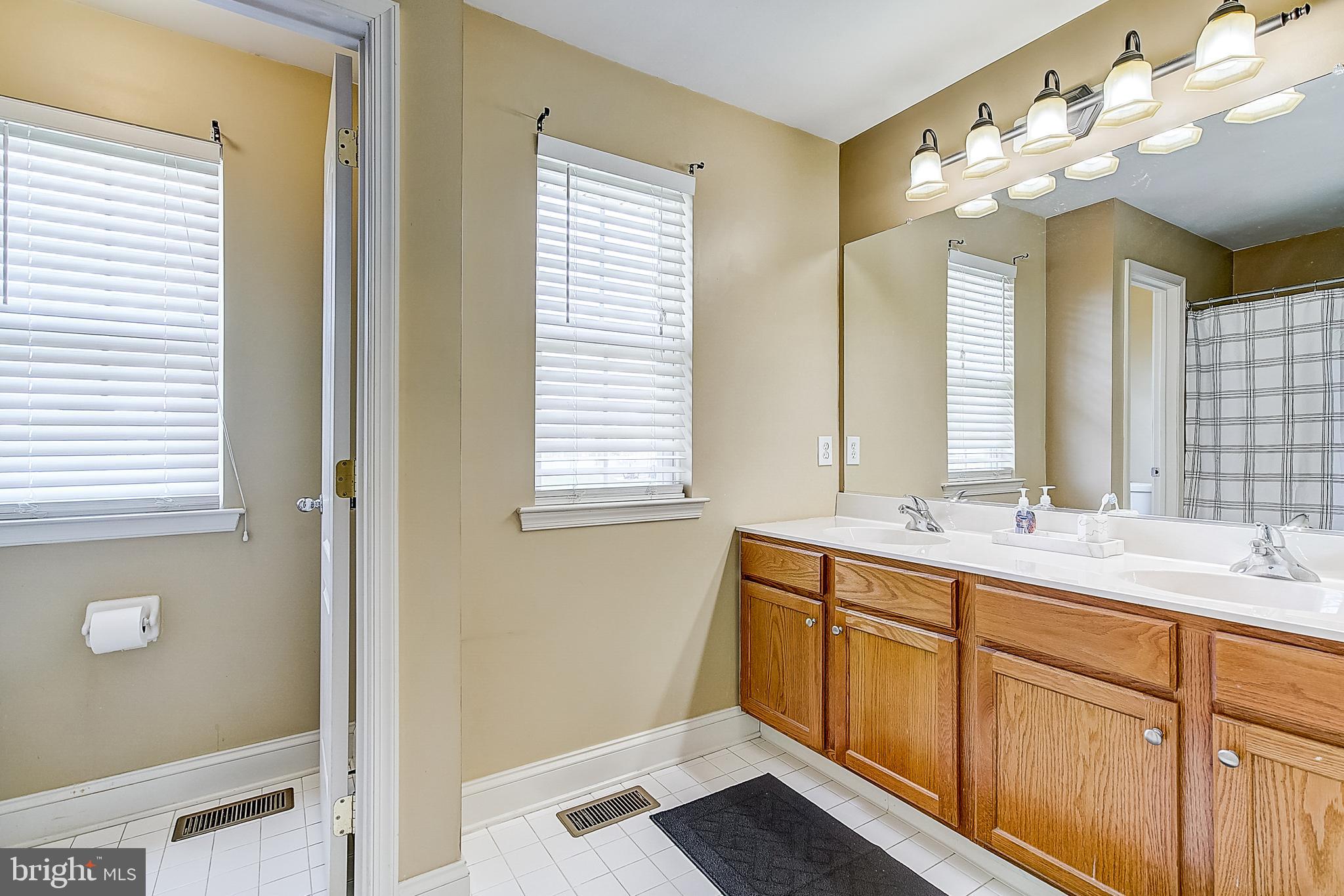 111 White Cedar Drive Sicklerville, NJ 08081 - Photo 41 of 45