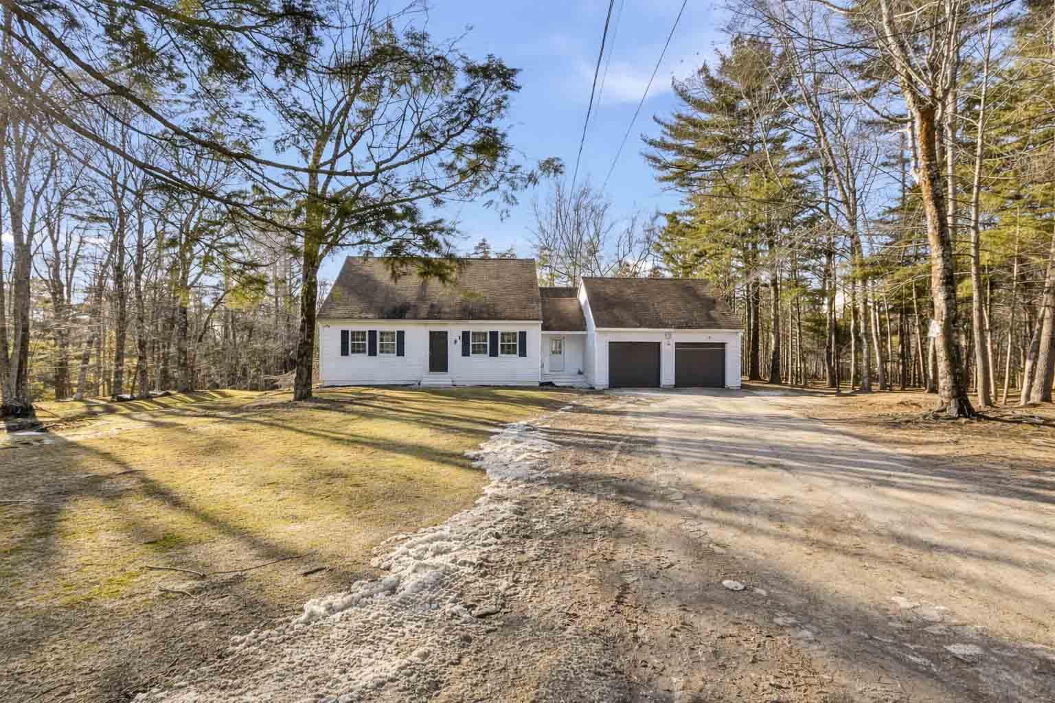 32 Merritt Road Harpswell, ME 04079 - Photo 1 of 16 Front House 32 Merritt Rd
