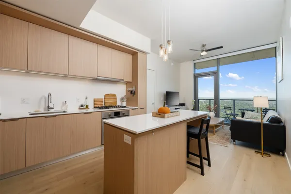 $3,600 | 44 East Avenue, Unit 3108, Austin, TX 78701