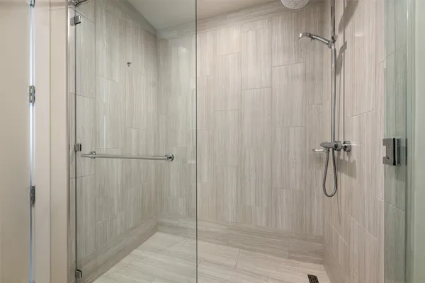 $3,600 | 44 East Avenue, Unit 3108, Austin, TX 78701