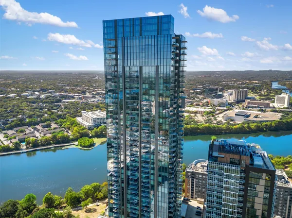$3,600 | 44 East Avenue, Unit 3108, Austin, TX 78701