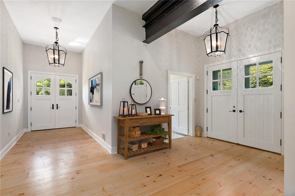 928 Blackburn Road Sewickley, PA 15143 - Photo 2 of 25