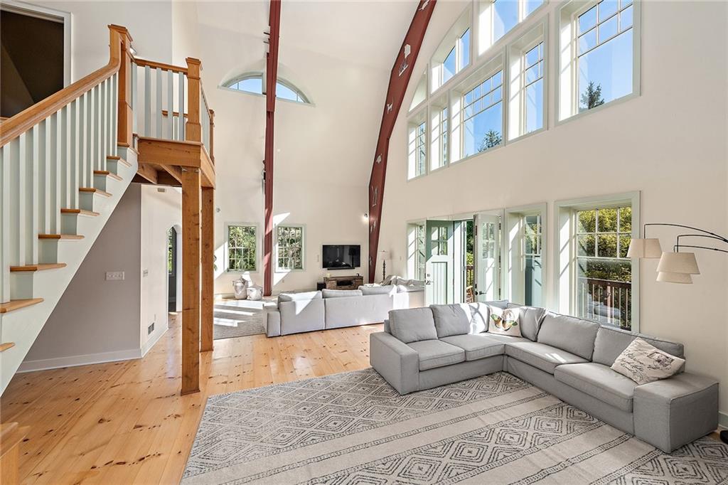 928 Blackburn Road Sewickley, PA 15143 - Photo 5 of 25