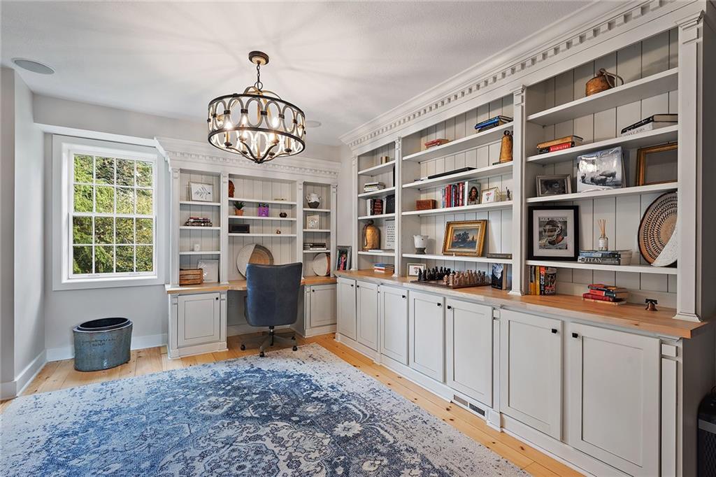 928 Blackburn Road Sewickley, PA 15143 - Photo 10 of 25