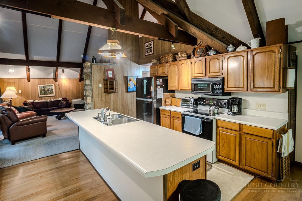 305 Charter Hills Road Beech Mountain, NC 28604 - Photo 16 of 38