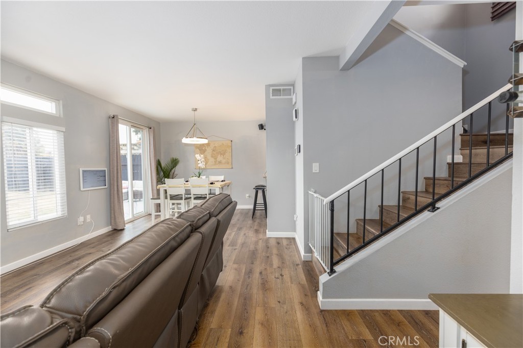 39640 Rustic Glen Drive Temecula, CA 92591 - Photo 11 of 25 Front Room / Stairs