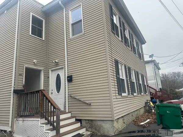 $2,300 | 115-117 Stone Street, Unit 2, Clinton, MA 01510
