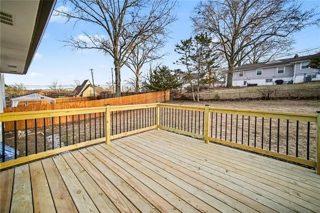 $358,000 | 619 East 109th Terrace, Kansas City, MO 64131