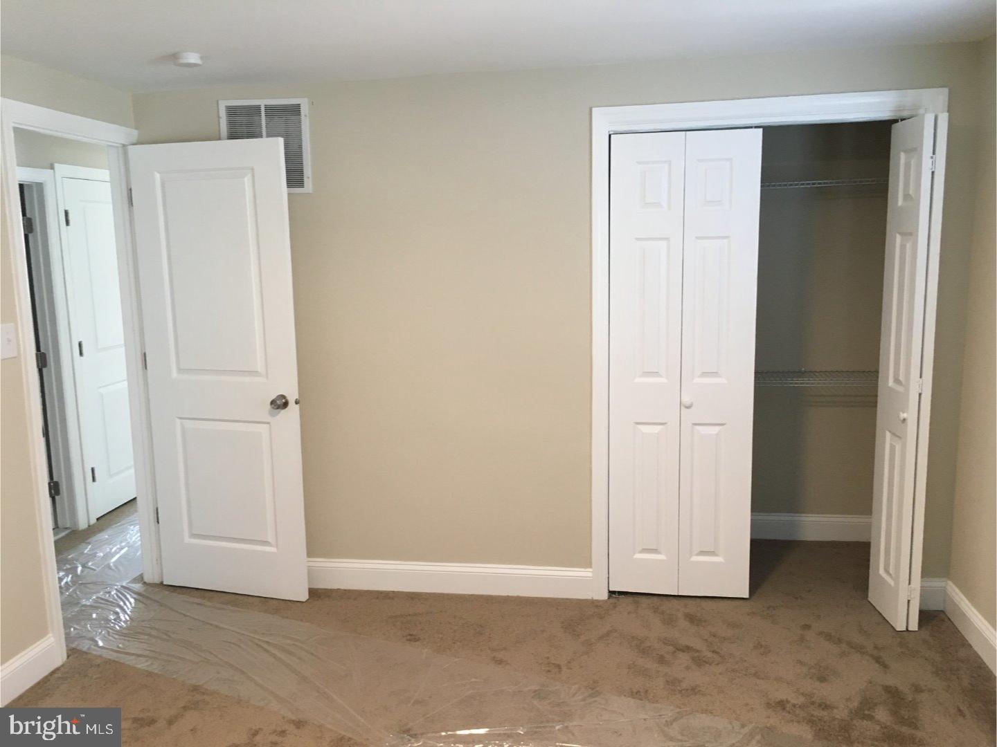 2033 Erial Clementon Road Sicklerville, NJ 08081 - Photo 3 of 16 Gallery Image 3