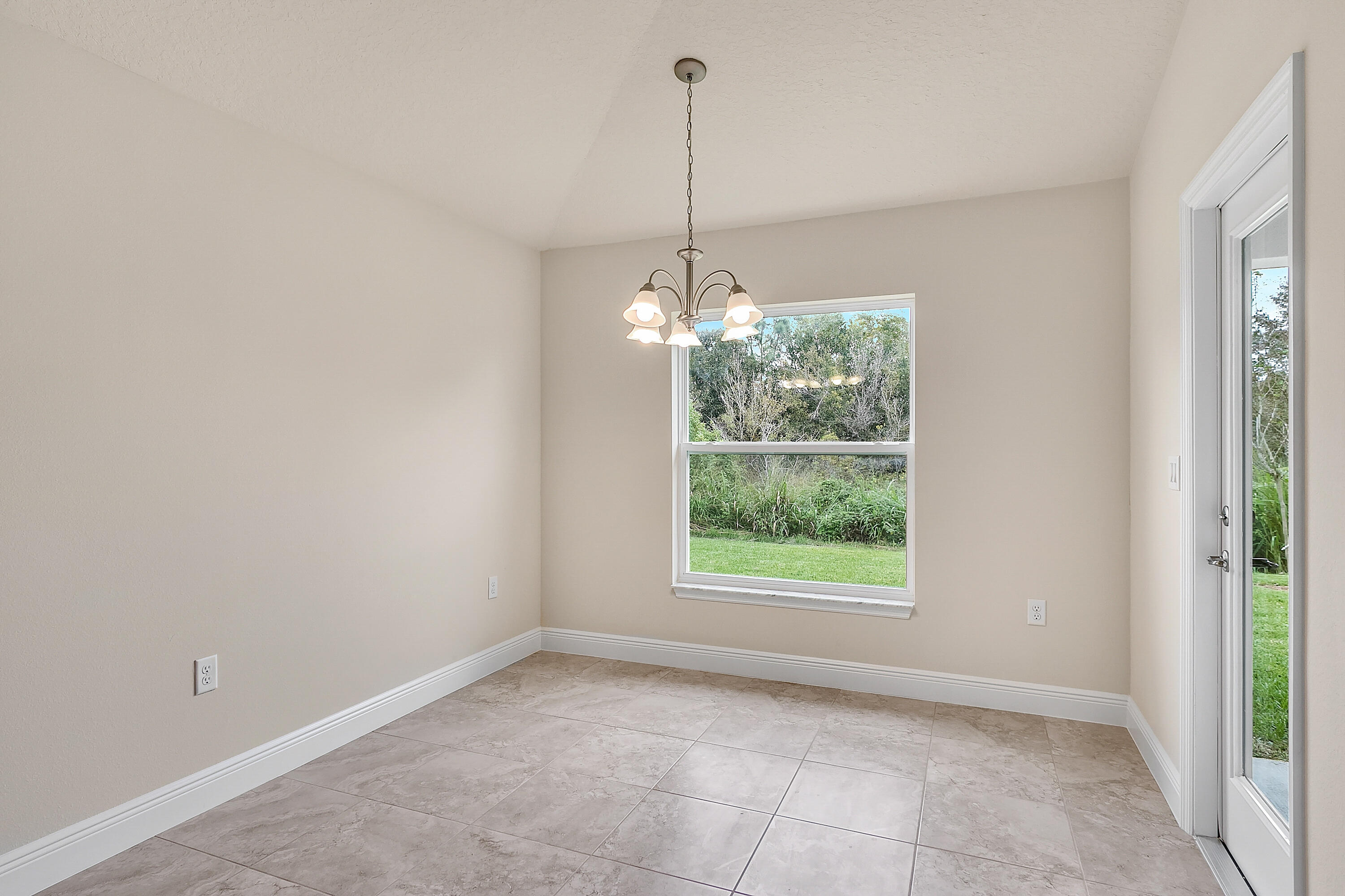 5363 Vespera Street Fort Pierce, FL 34951 - Photo 13 of 30 525EA7A0-20FB-45ED-A3E5-F467D7CE234F