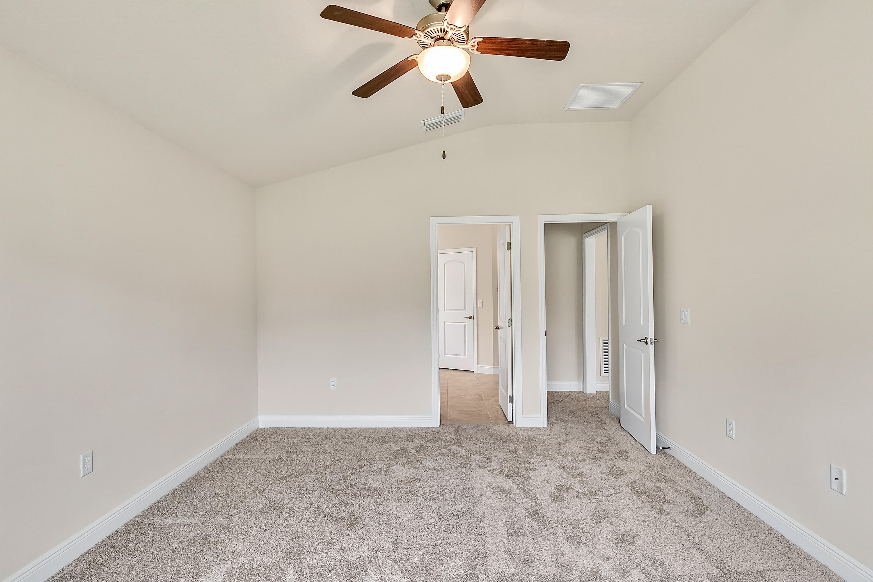 5363 Vespera Street Fort Pierce, FL 34951 - Photo 18 of 30 AEF8C55D-873D-4E93-A2E7-3DF91452D73C