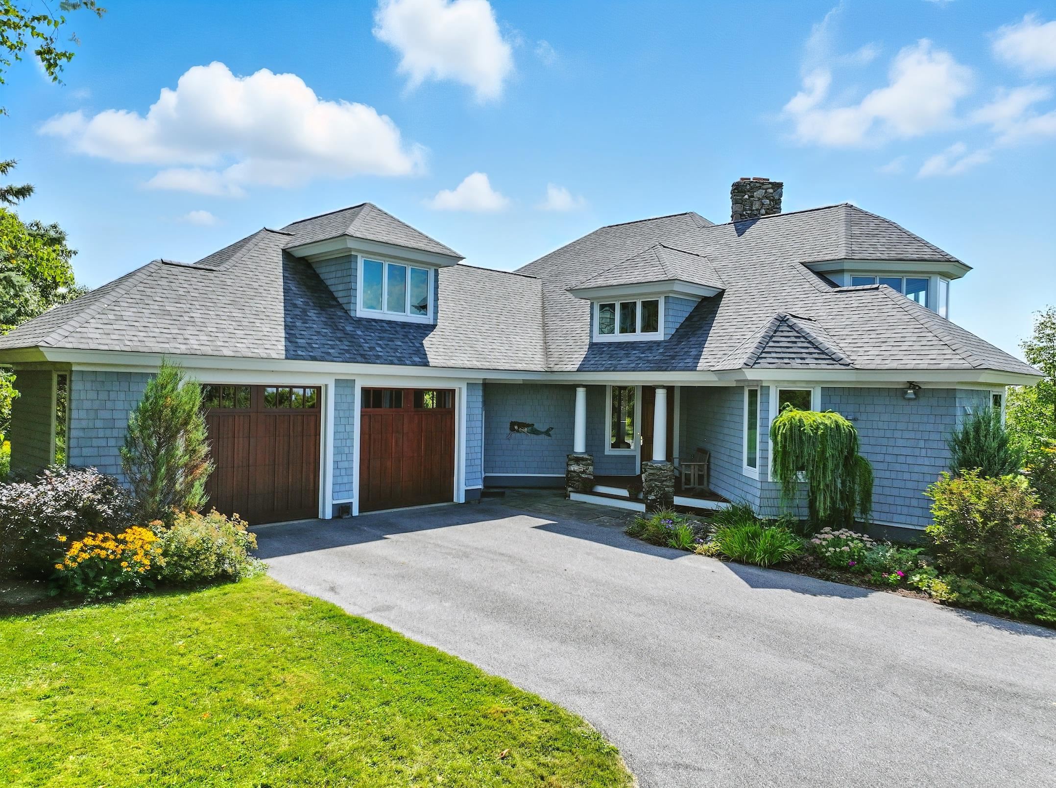 699 Nob Hill Road Williston, VT 05495 - Photo 4 of 53