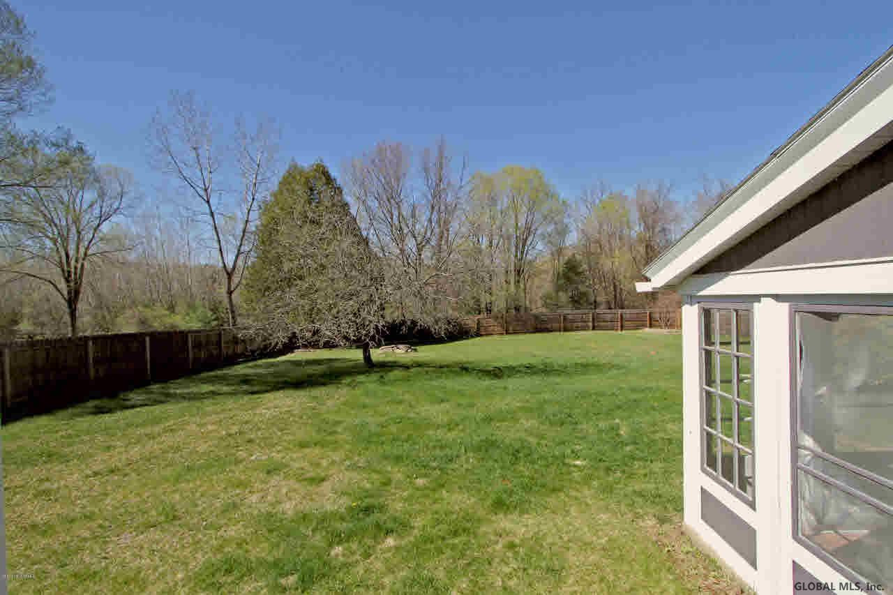 185 Sunnyside Road Queensbury, NY 12804 - Photo 8 of 25 Photo 8