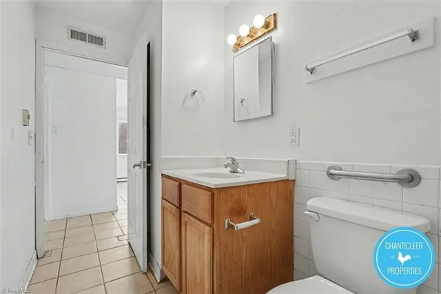 $695 | 1500 Autumn Drive, Unit 1, Greensboro, NC 27405