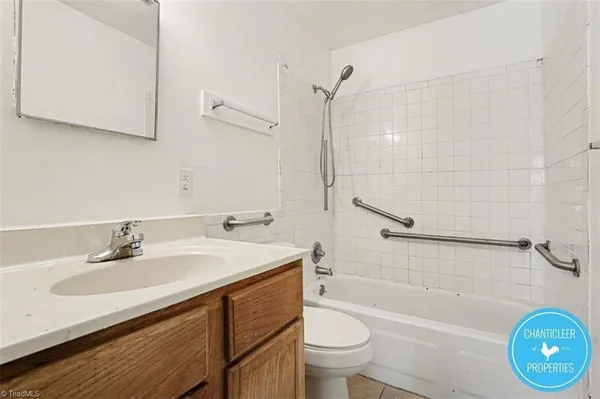 $850 | 1500 Autumn Drive, Unit 1, Greensboro, NC 27405