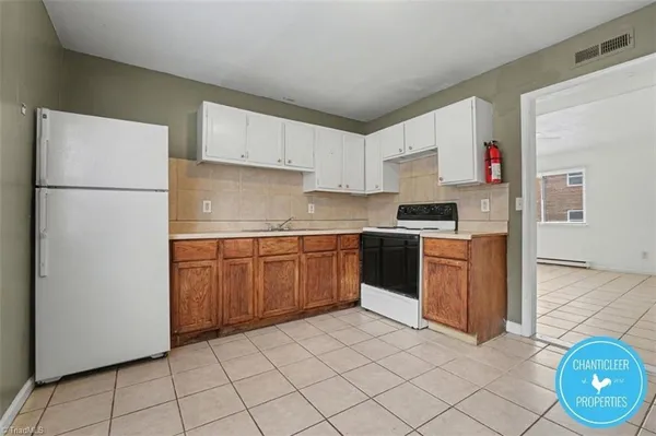 $850 | 1500 Autumn Drive, Unit 1, Greensboro, NC 27405