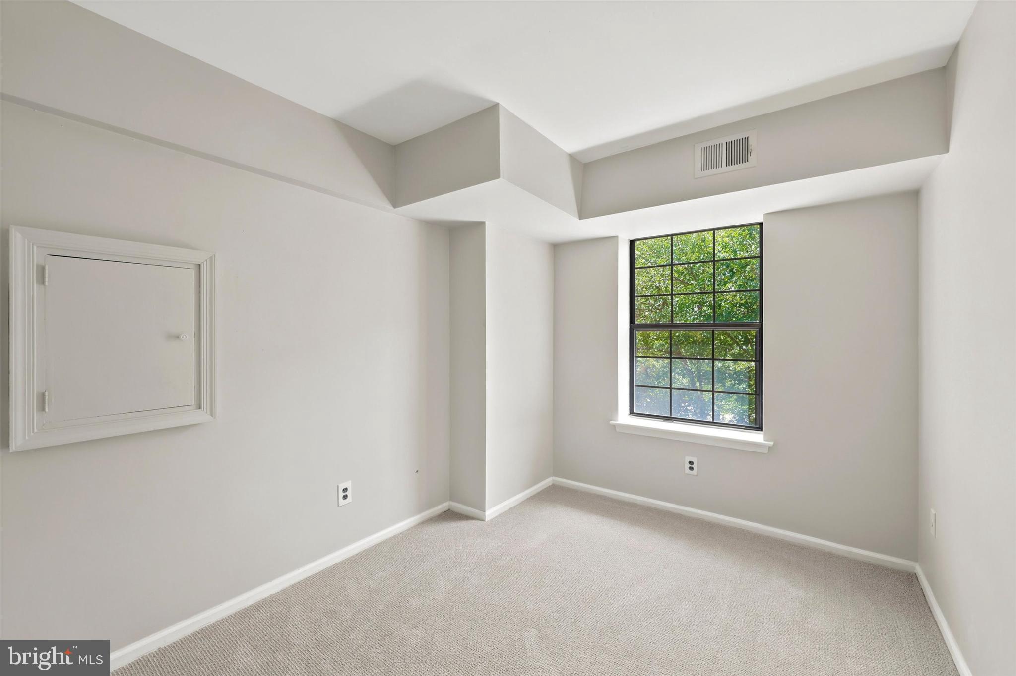 332 Washington Place, Unit 32 Chesterbrook, PA 19087 - Photo 17 of 25