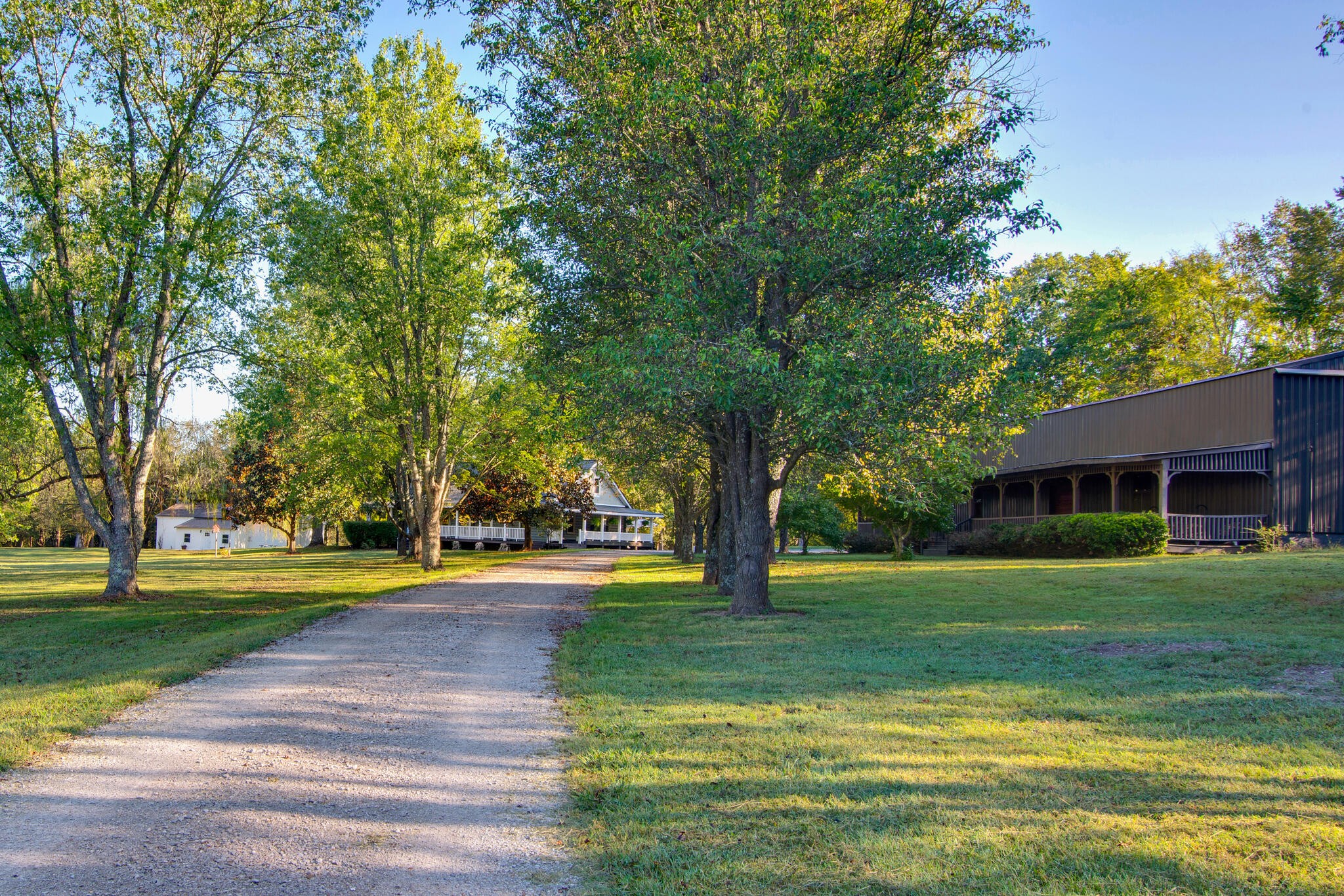 8427 Pettus Road Eagleville, TN 37060 - Photo 2 of 52