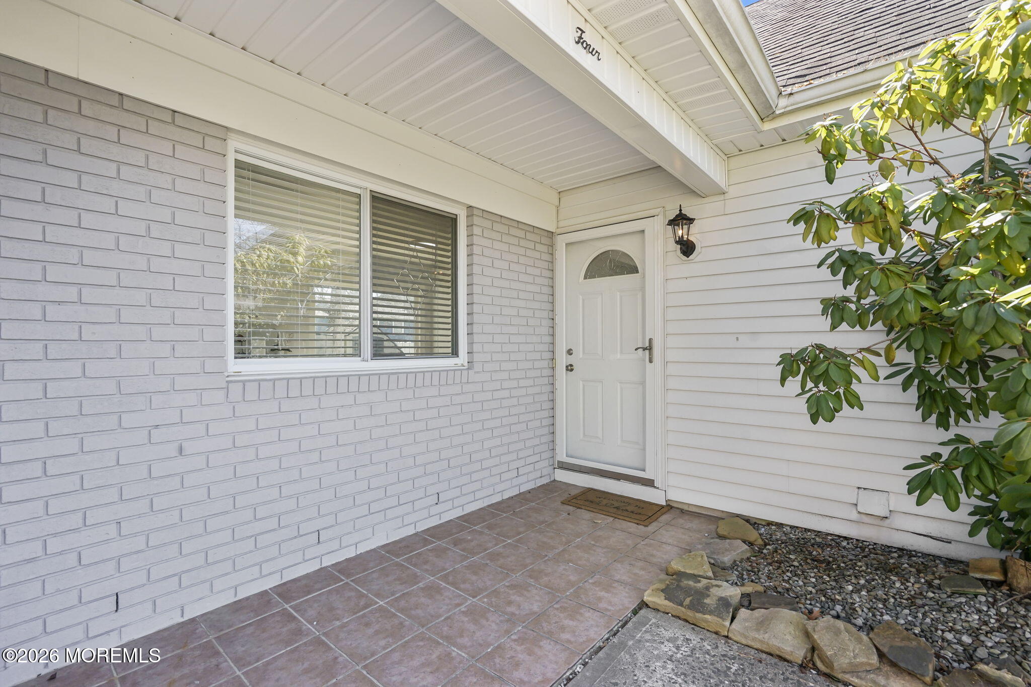 4 Winsted Drive Howell, NJ 07731 - Photo 4 of 27 4-web-or-mls-DSC04801