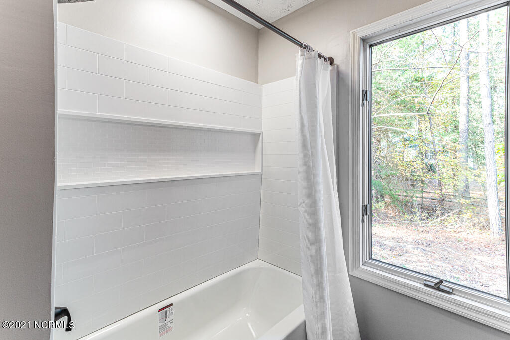 3 Indigo Road Whispering Pines, NC 28327 - Photo 42 of 53 3 Indigo-LR-JFP-33