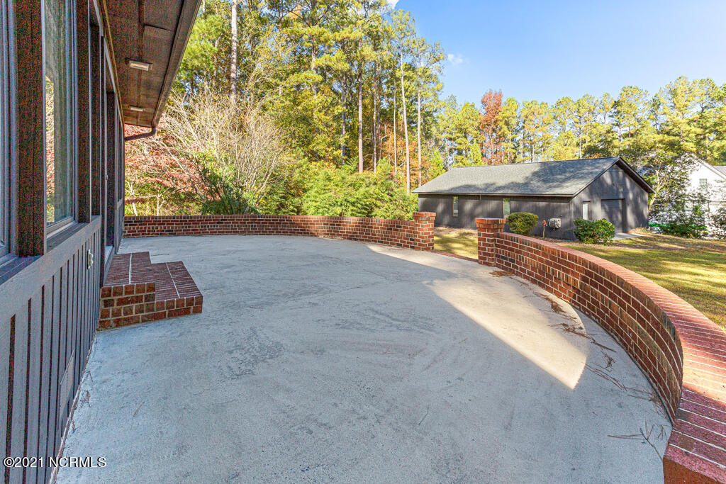 3 Indigo Road Whispering Pines, NC 28327 - Photo 45 of 53 3 Indigo-LR-JFP-41