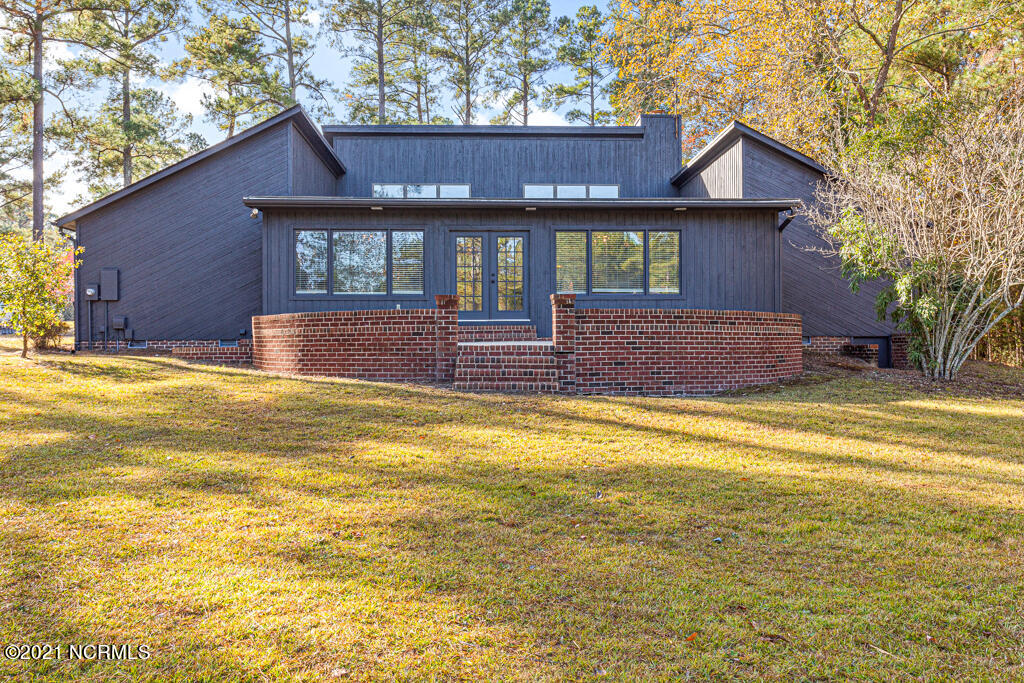 3 Indigo Road Whispering Pines, NC 28327 - Photo 49 of 53 3 Indigo-LR-JFP-45