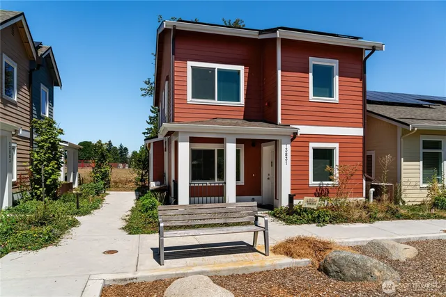 $512,000 | 13831 32nd Lane South, Tukwila, WA 98168