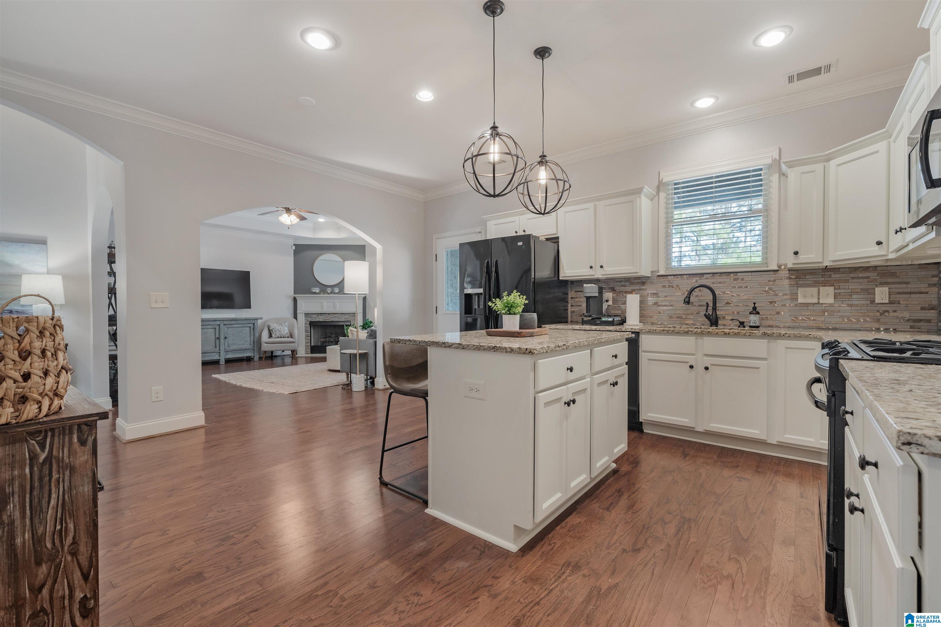 5220 Creekside Loop Birmingham, AL 35244 - Photo 7 of 38