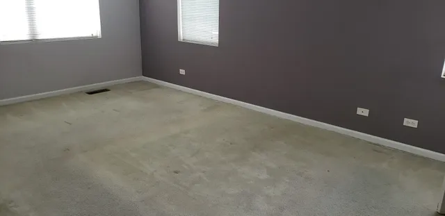 $1,850 | 124 East Bailey Road, Unit A, Naperville, IL 60565