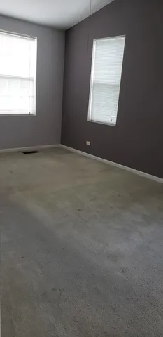 $1,850 | 124 East Bailey Road, Unit A, Naperville, IL 60565