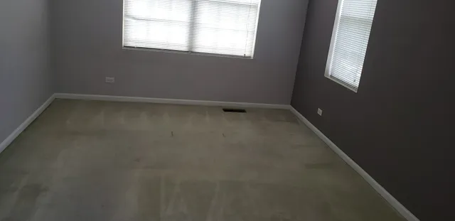 $1,850 | 124 East Bailey Road, Unit A, Naperville, IL 60565