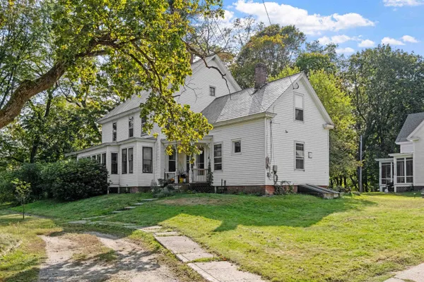 $180,000 | 9 Fairview Street, Springfield, VT 05156