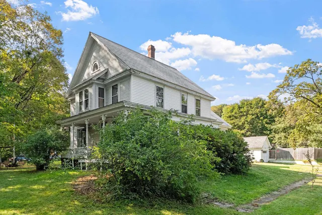 $200,000 | 9 Fairview Street, Springfield, VT 05156