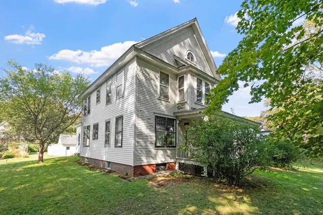 $200,000 | 9 Fairview Street, Springfield, VT 05156