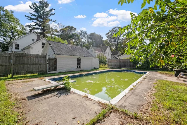 $200,000 | 9 Fairview Street, Springfield, VT 05156