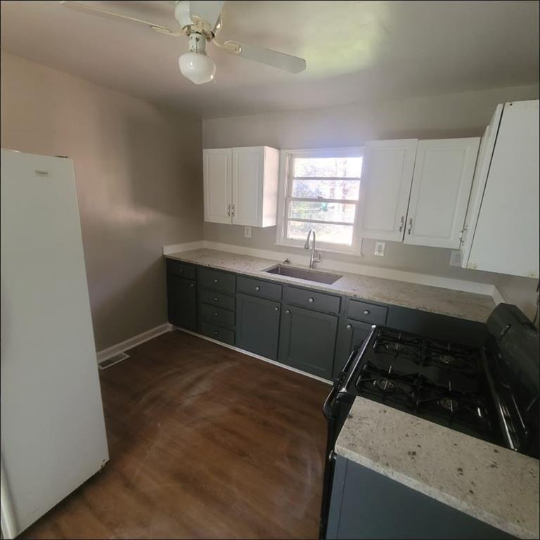 3728 Loren Drive Decatur, GA 30032 - Photo 3 of 12