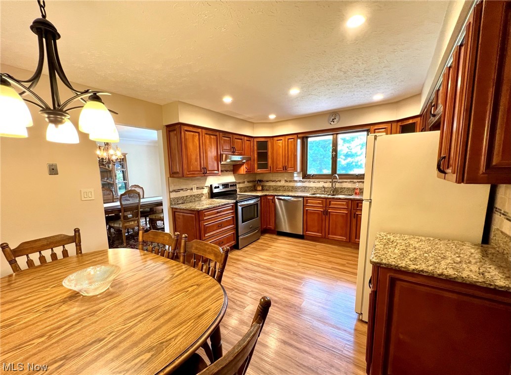 3001 Dentzler Road Parma, OH 44134 - Photo 16 of 35