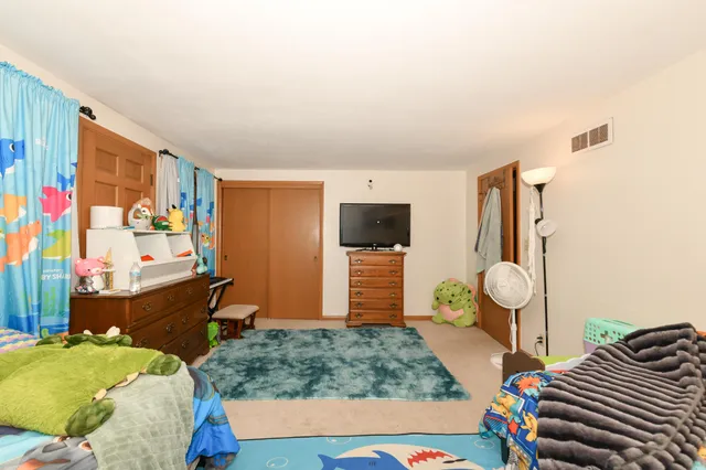 $202,000 | 5075 Colonial Court, Greenfield, WI 53220