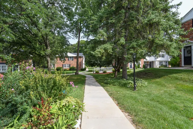 $202,000 | 5075 Colonial Court, Greenfield, WI 53220