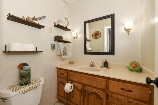 $202,000 | 5075 Colonial Court, Greenfield, WI 53220