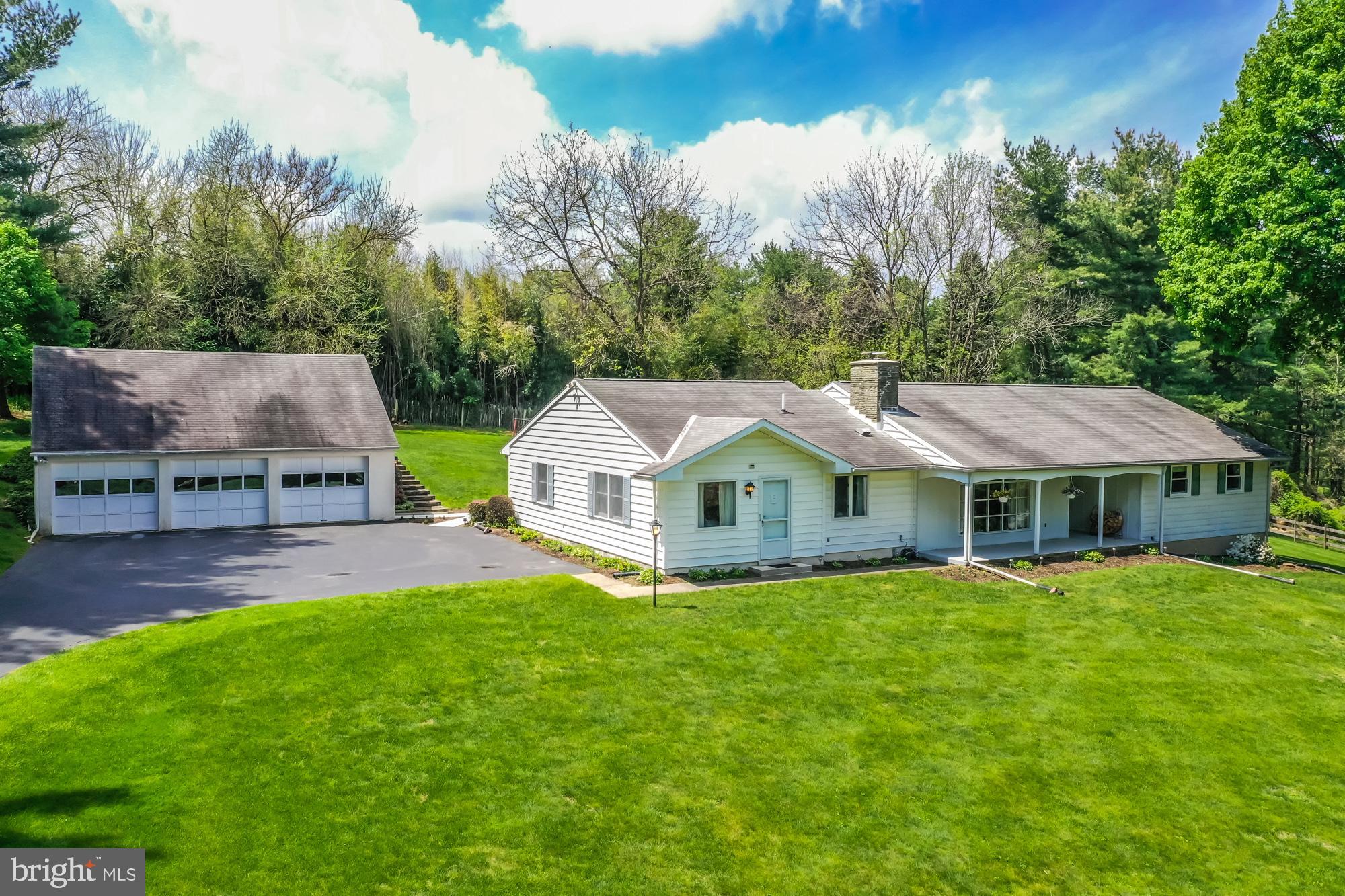 102 Grandview Road Downingtown, PA 19335 - Photo 1 of 43 Gallery Image 1