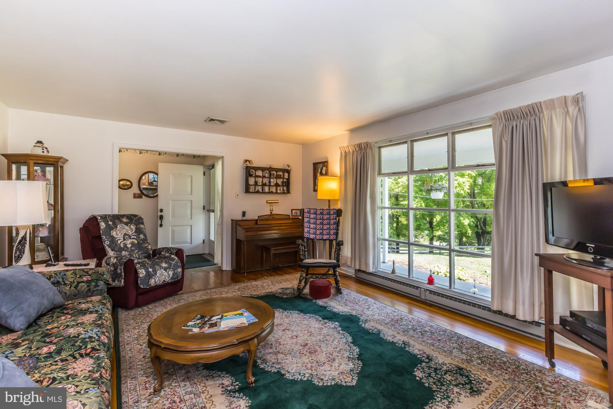 102 Grandview Road Downingtown, PA 19335 - Photo 23 of 43 Living Room with fireplace