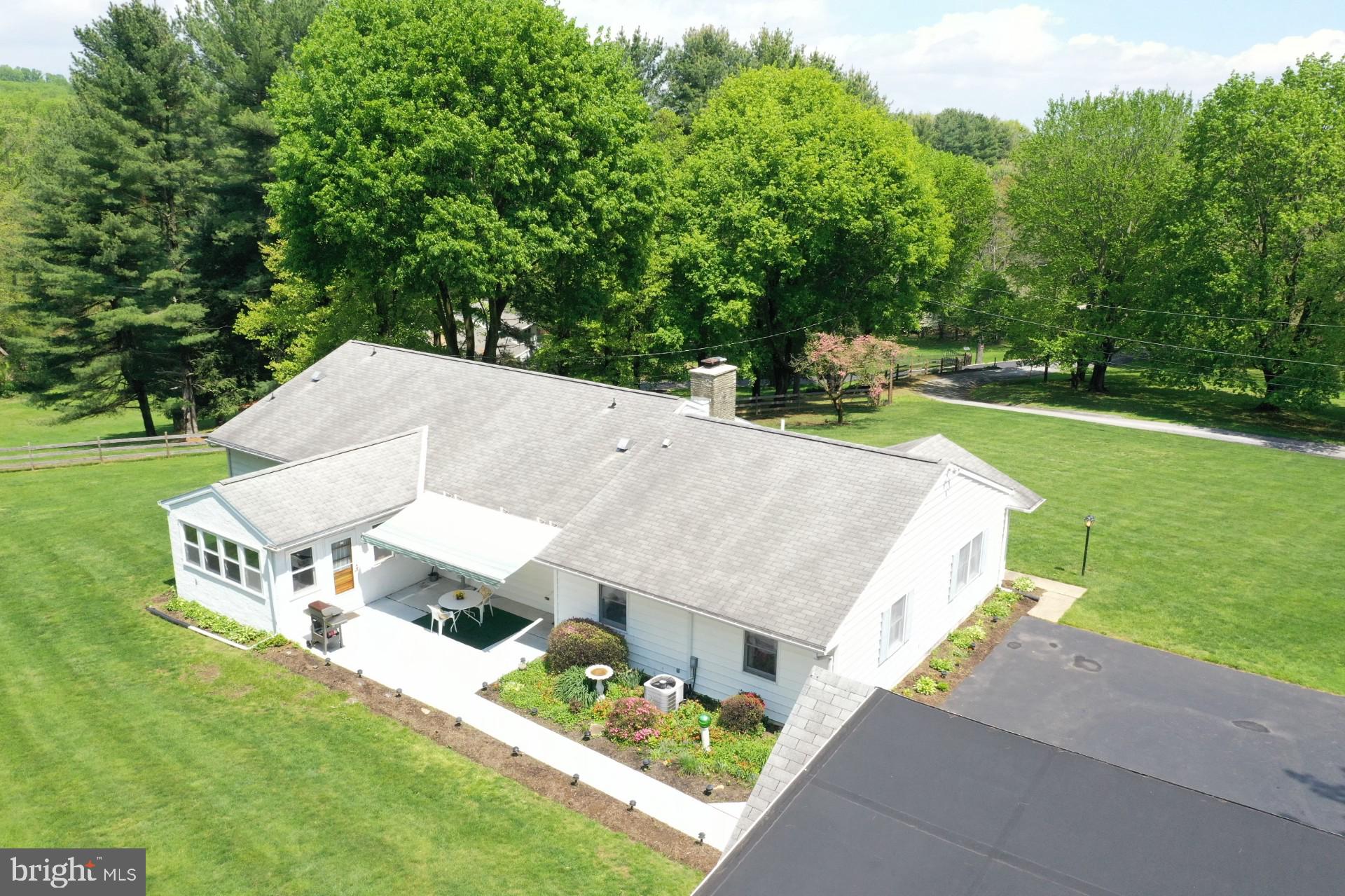 102 Grandview Road Downingtown, PA 19335 - Photo 8 of 43 Gallery Image 8