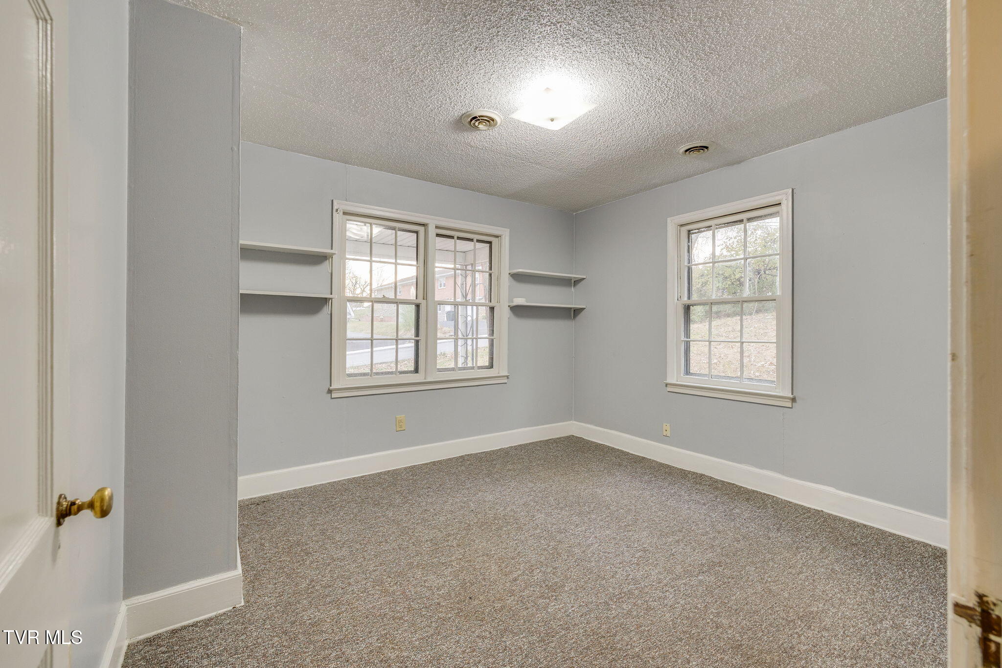 813 Haynes Street Bristol, TN 37620 - Photo 16 of 38 015