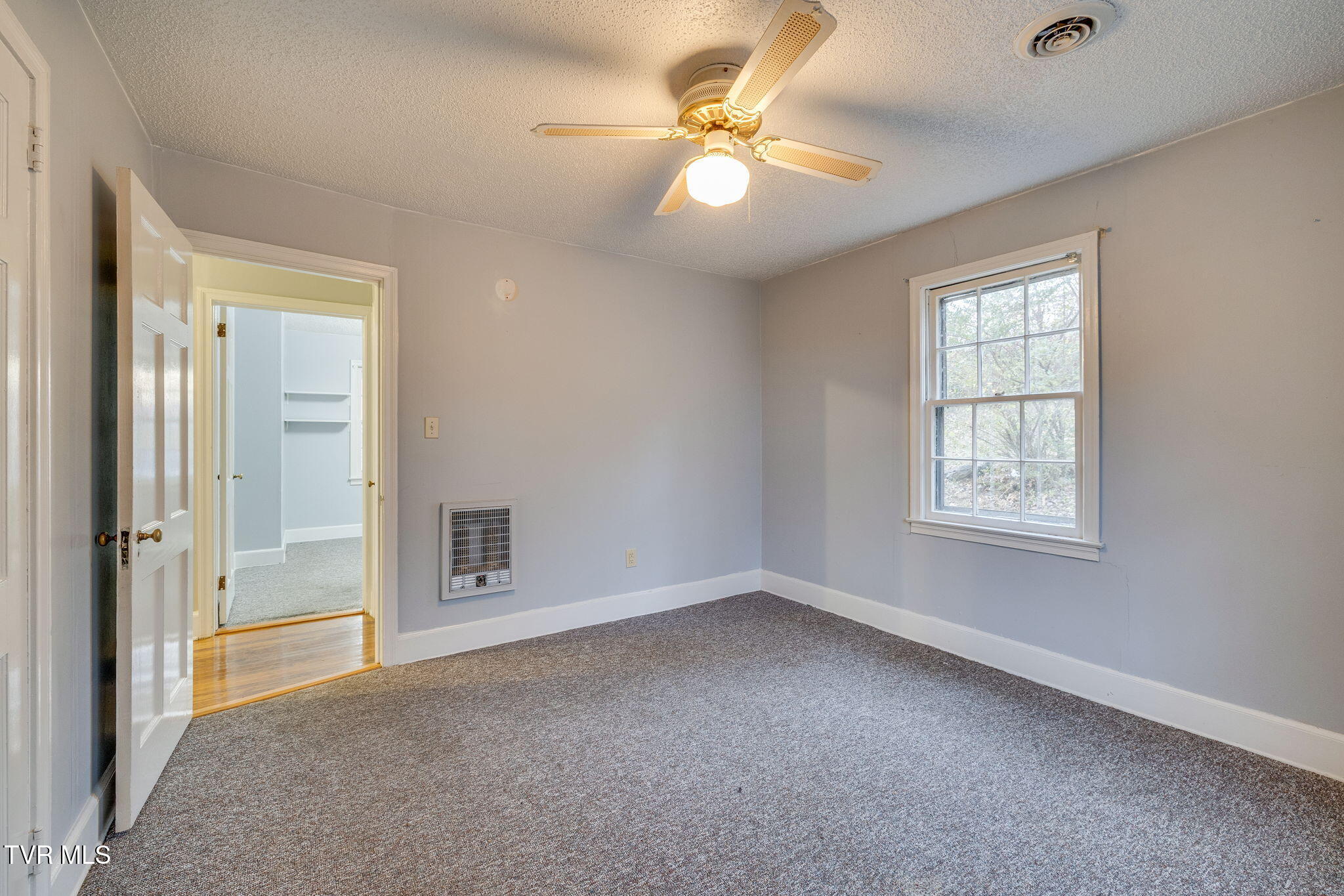 813 Haynes Street Bristol, TN 37620 - Photo 21 of 38 020