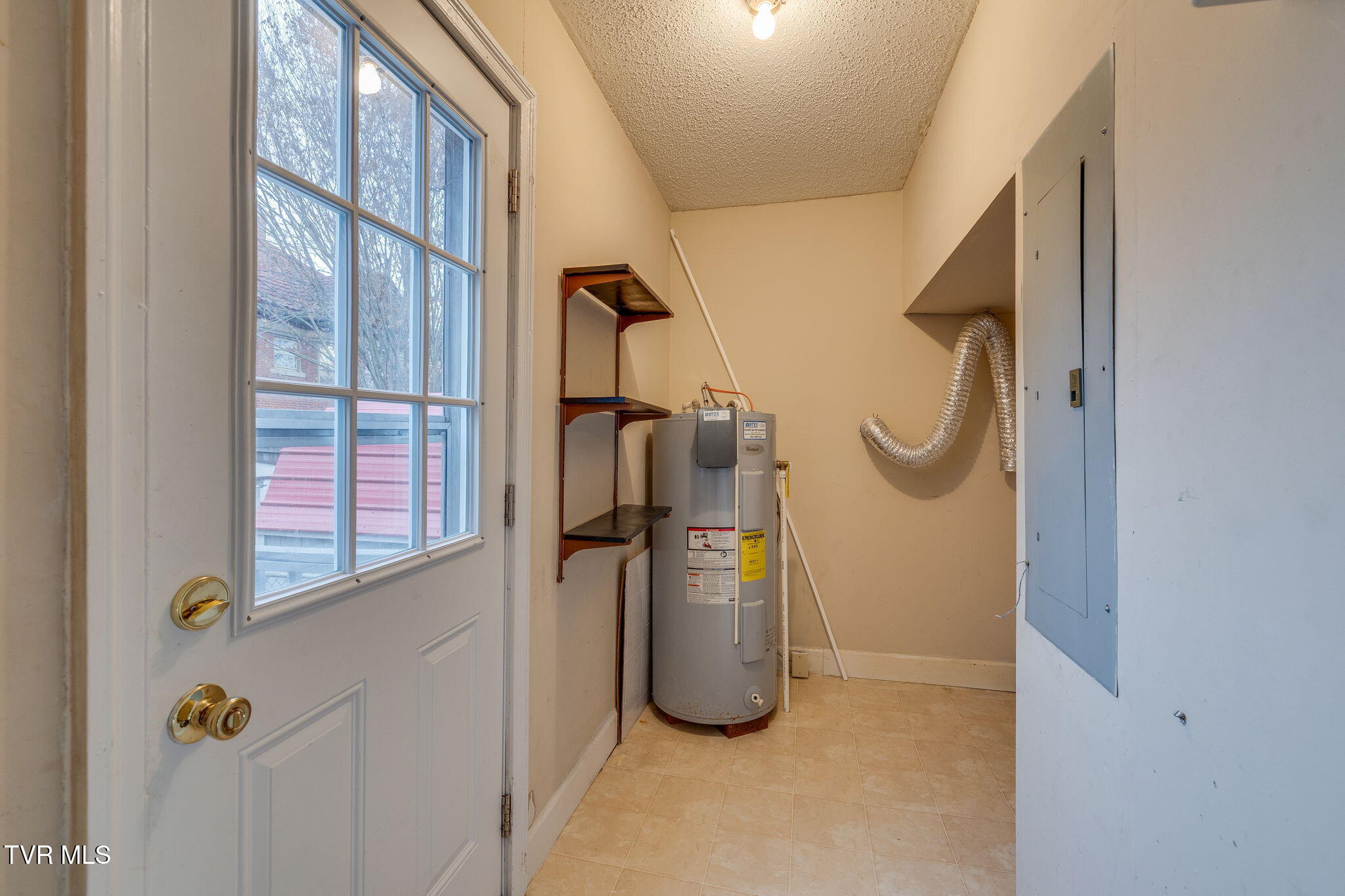 813 Haynes Street Bristol, TN 37620 - Photo 23 of 38 022