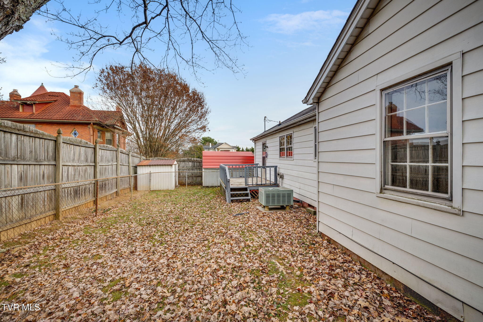 813 Haynes Street Bristol, TN 37620 - Photo 27 of 38 026