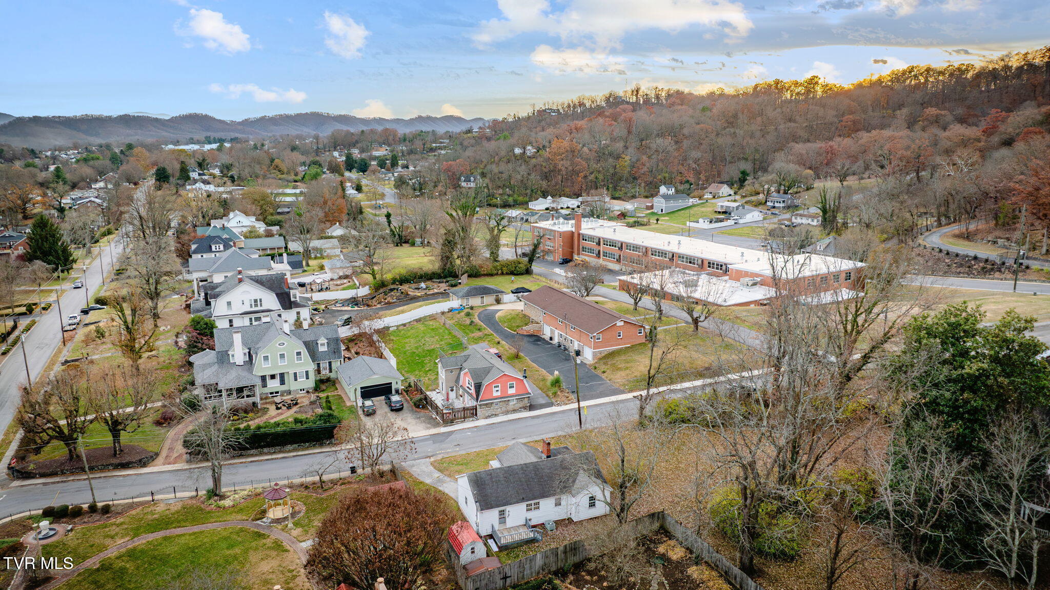 813 Haynes Street Bristol, TN 37620 - Photo 34 of 38 103