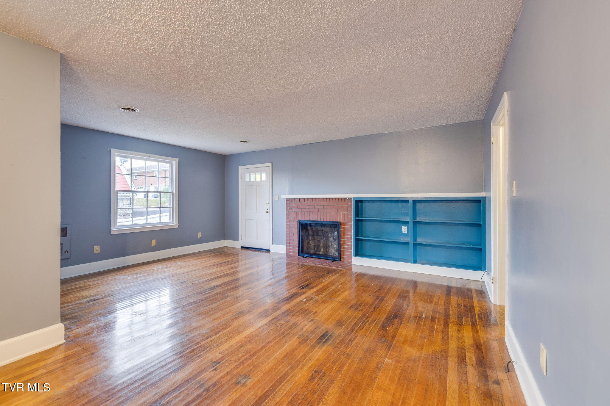 813 Haynes Street Bristol, TN 37620 - Photo 9 of 38 008